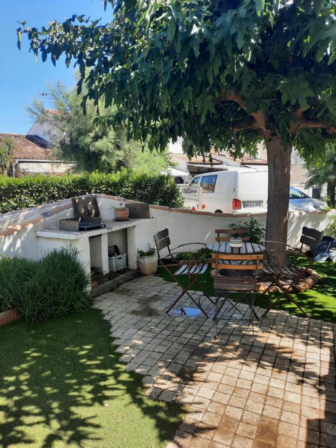 Petit Appartement Aux Stes Maries De La Mer 圣马迪拉莫 外观 照片